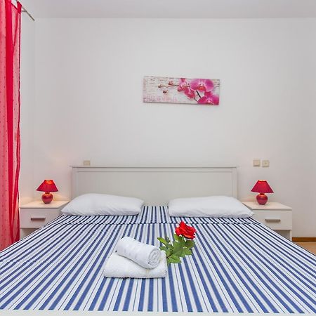 Apartments Grepo Sljeme Makarska Exterior photo