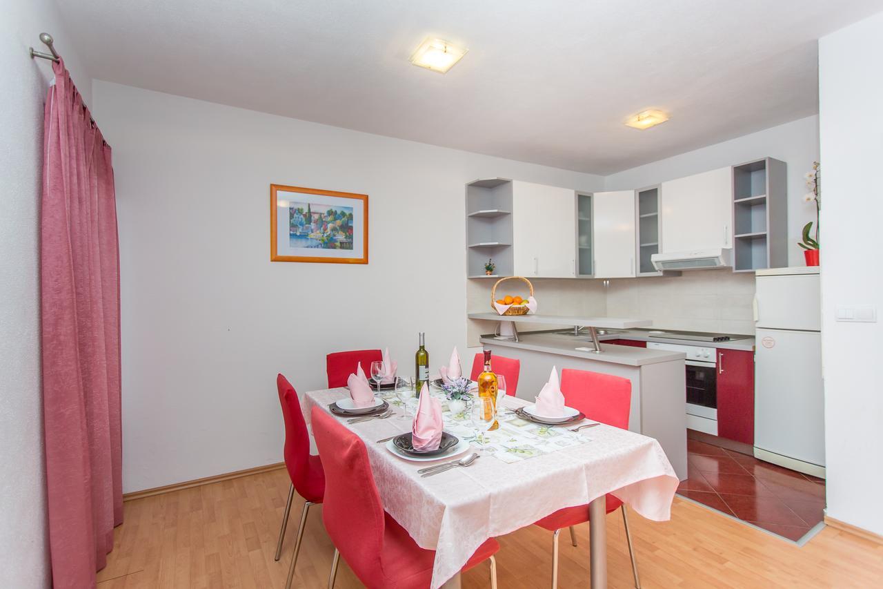 Apartments Grepo Sljeme Makarska Exterior photo