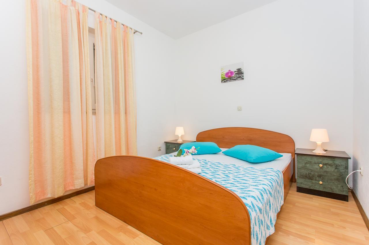 Apartments Grepo Sljeme Makarska Room photo