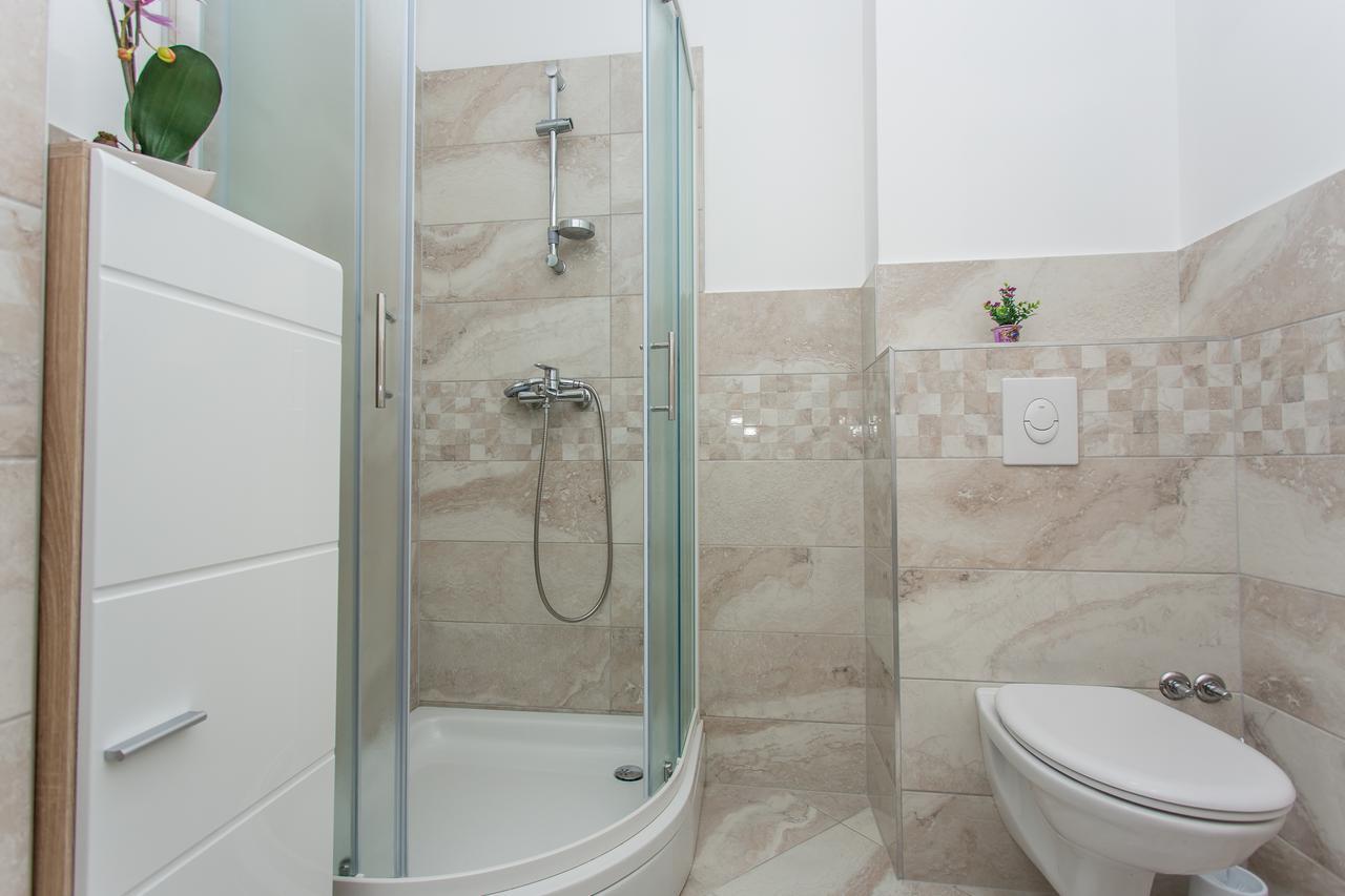 Apartments Grepo Sljeme Makarska Room photo