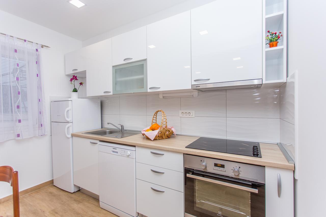 Apartments Grepo Sljeme Makarska Exterior photo