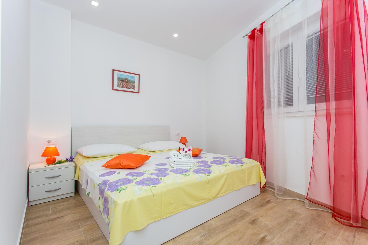 Apartments Grepo Sljeme Makarska Exterior photo